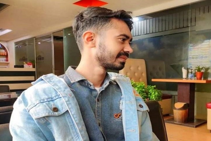 ফেসবুক আইডিতে ’সরি’ লিখে যুবকের আত্মহত্যা  